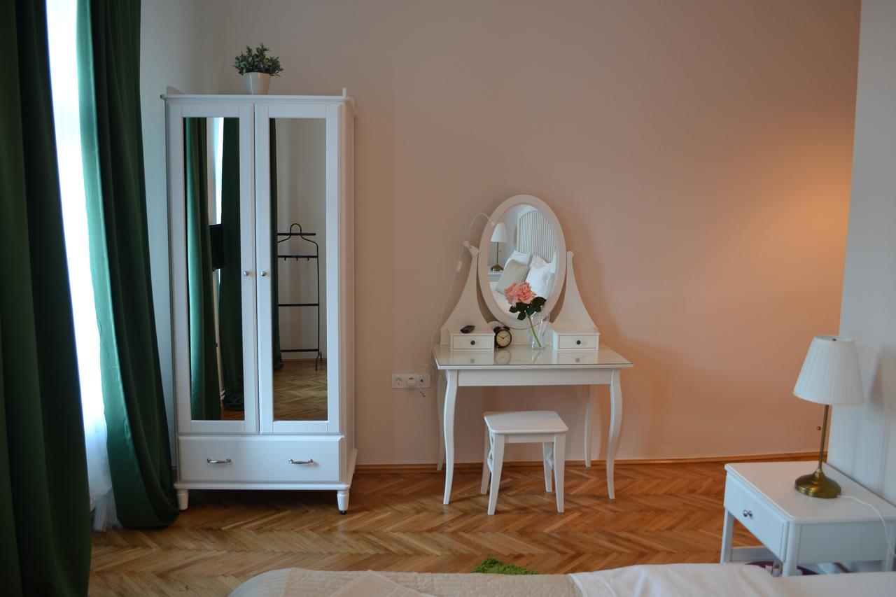 Casa Krone - Piata Sfatului Braszów Zewnętrze zdjęcie