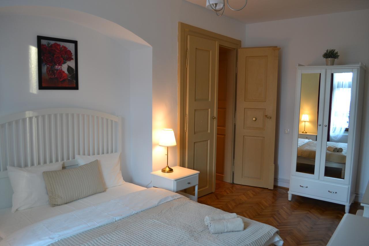 Casa Krone - Piata Sfatului Braszów Zewnętrze zdjęcie