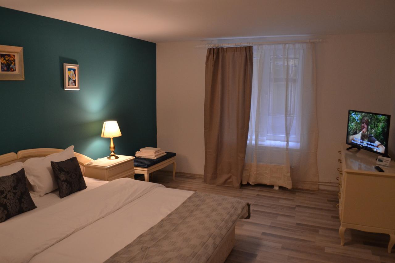 Casa Krone - Piata Sfatului Braszów Zewnętrze zdjęcie